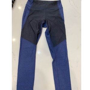 Outdoor Voices leggings